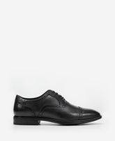 Kenneth Cole Future Pod Medallion Cap Toe Lace up