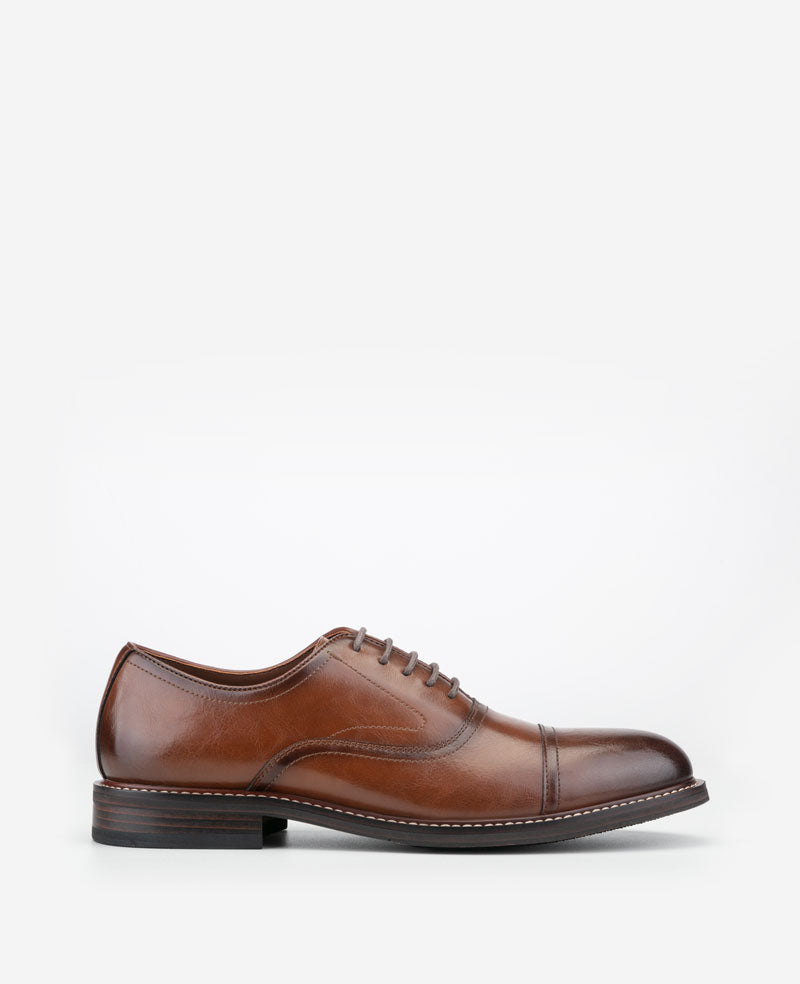 Kenneth Cole REACTION - Lawstin Cap Toe Oxford Shoes for Men, Tan | KC