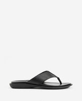 Kenneth Cole Black Leather Thong Sandals – Lightweight Grip | KC