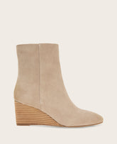 Kenneth Cole GENTLE SOULS - Nash Suede Side Zip Wedge Bootie