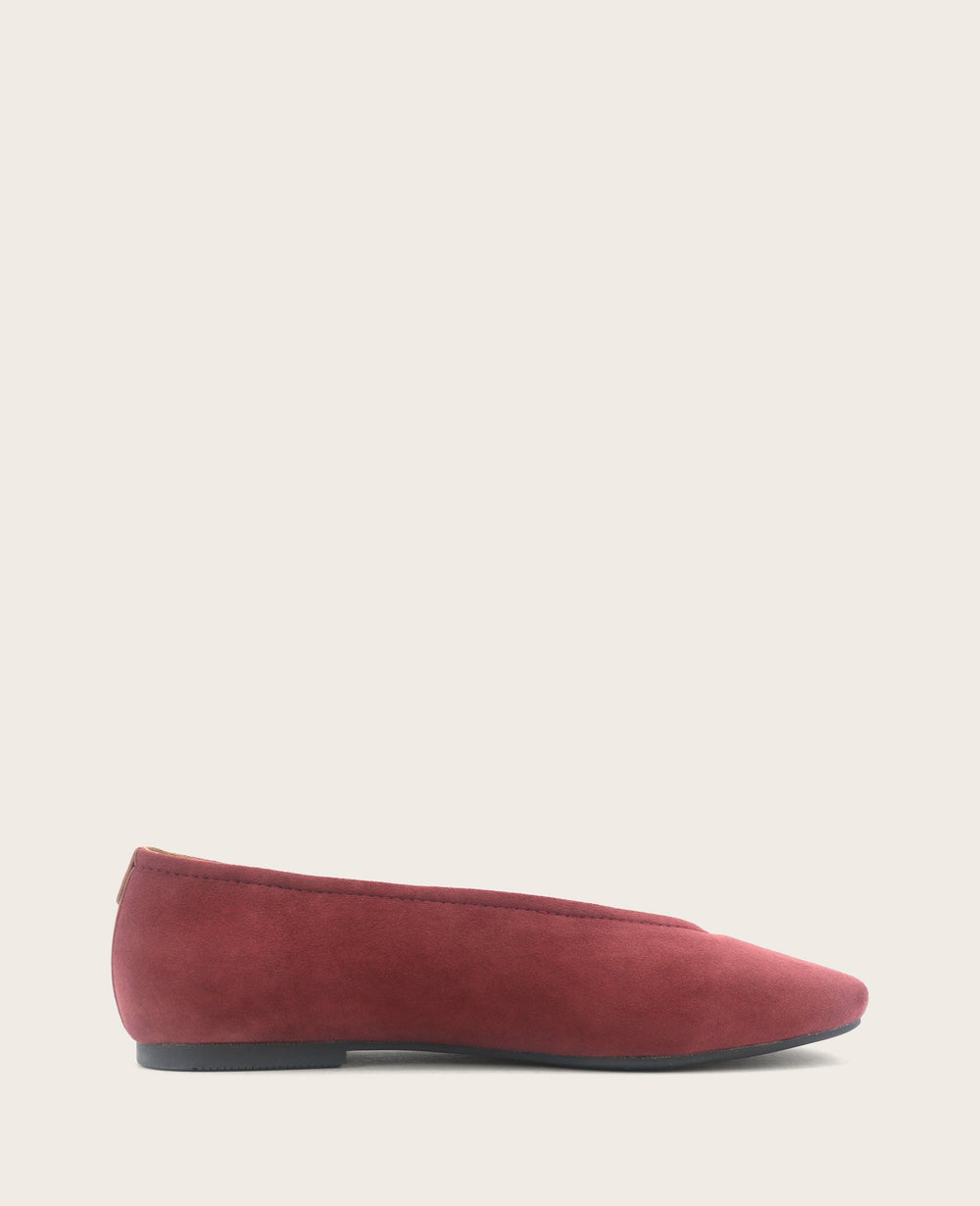 Kenneth Cole GENTLE SOULS - Willow Suede Ballet Flat