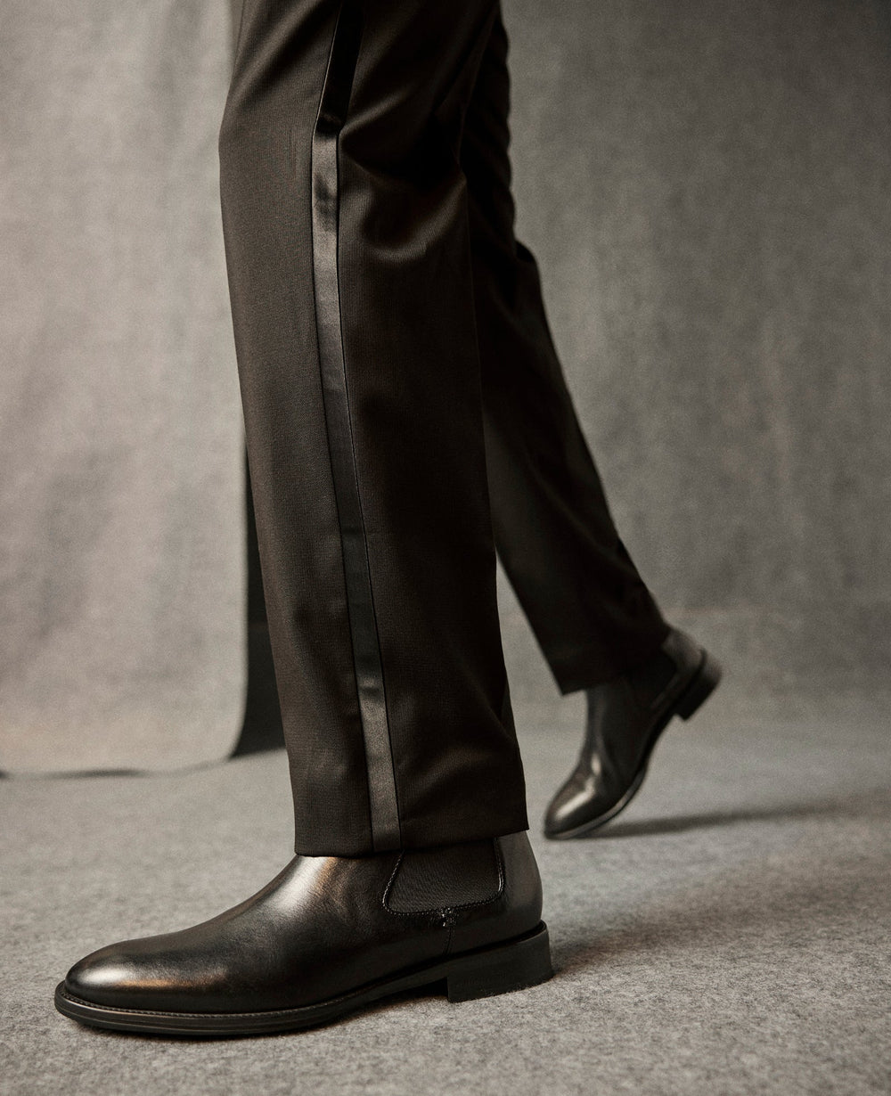 Kenneth Cole Tully Chelsea Boot for Men, Black Leather | KC