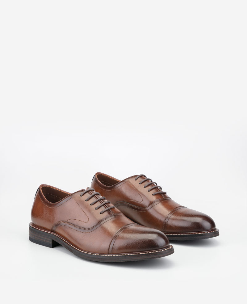 Kenneth Cole REACTION - Lawstin Cap Toe Oxford Shoes for Men, Tan | KC
