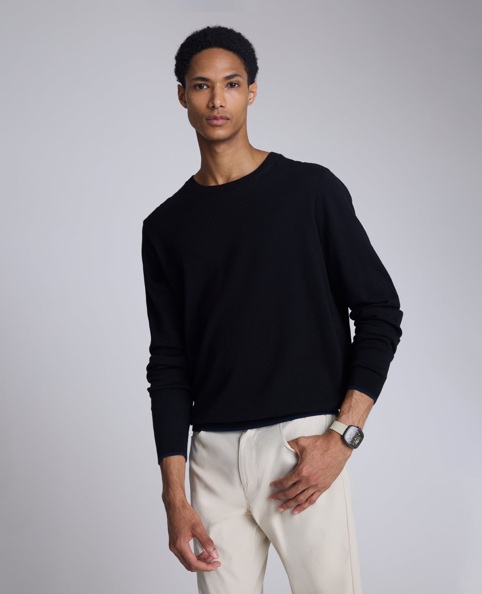 Kenneth Cole Black Crew Neck Sweater – Ribbed Cuffs & Classic Fit | KC