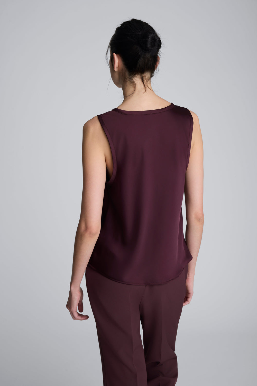 Kenneth Cole Satin Scoop Neck Tank
