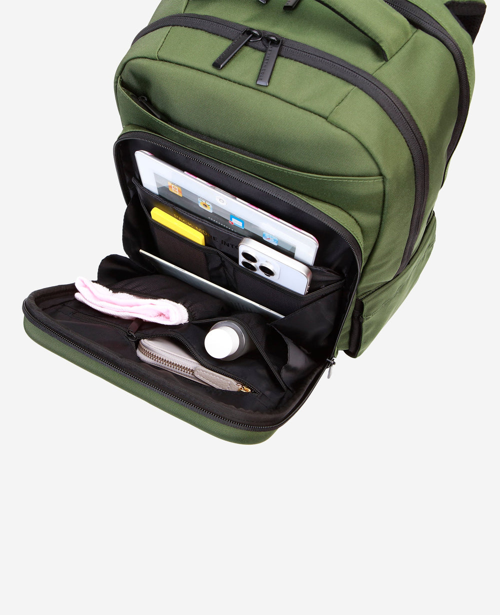 Kenneth Cole Venturer Backpack