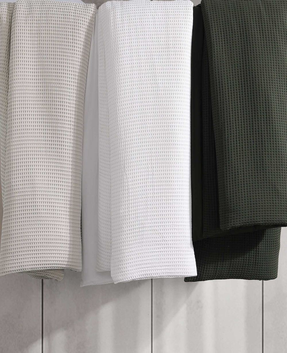 Kenneth Cole Solid Waffle Duvet Set