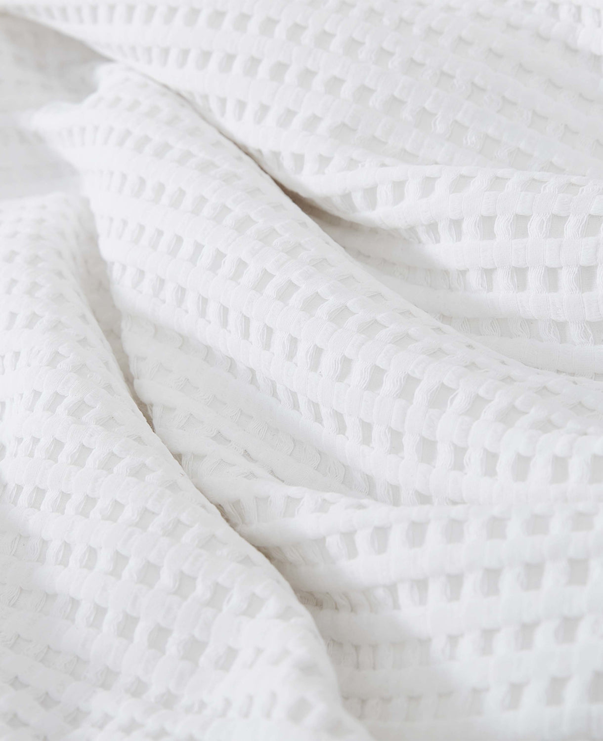Kenneth Cole Shop Reversible Solid White Waffle Comforter Set | KC Home
