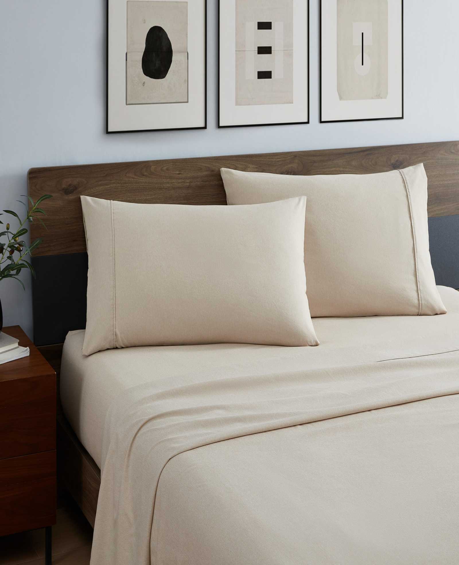 Kenneth Cole Solid Cationic Sheet Set