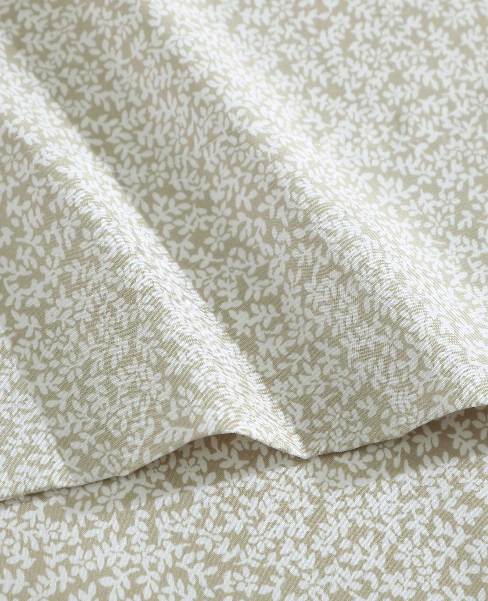 Kenneth Cole Chill Flowers Sheet Set
