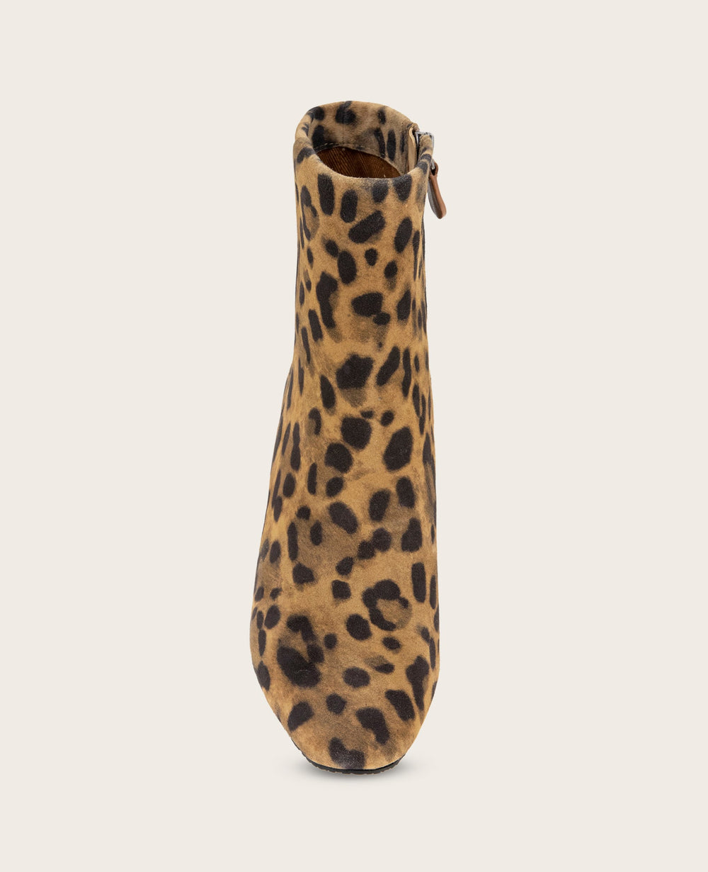 Kenneth Cole GENTLE SOULS - Nash Leopard Suede Side Zip Wedge Bootie