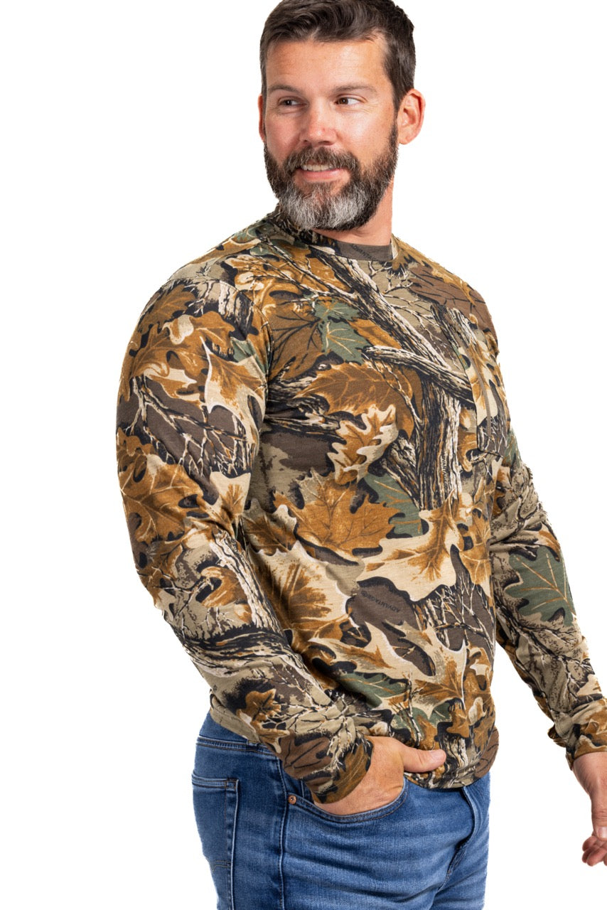 Realtree Bamboo Long Sleeve Crew Neck Camo Shirt - Realtree Advantage Classic