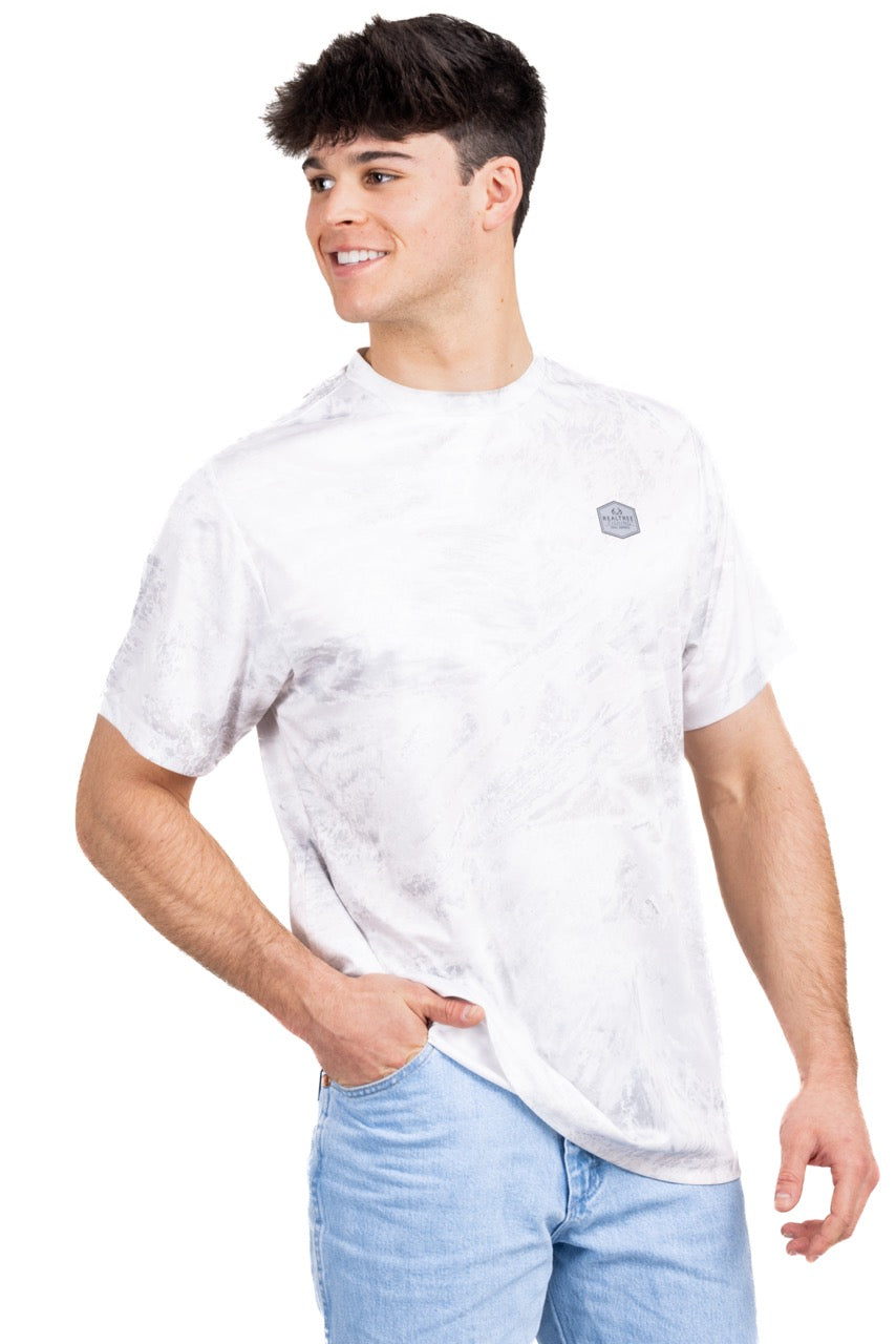 Realtree White Fishing Bass Master Performance Short Sleeve Shirt - Realtree Aspect