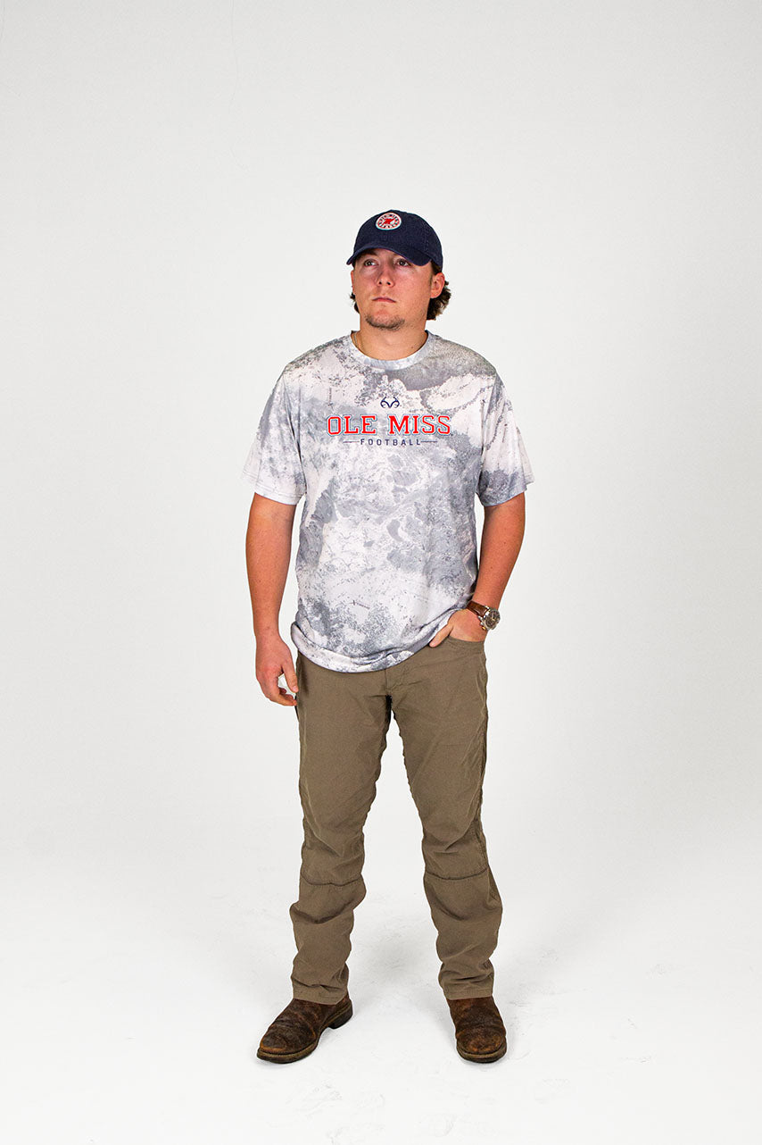 Realtree Ole Miss Rebels Unisex Short Sleeve Shirt - Realtree XTREME Colors