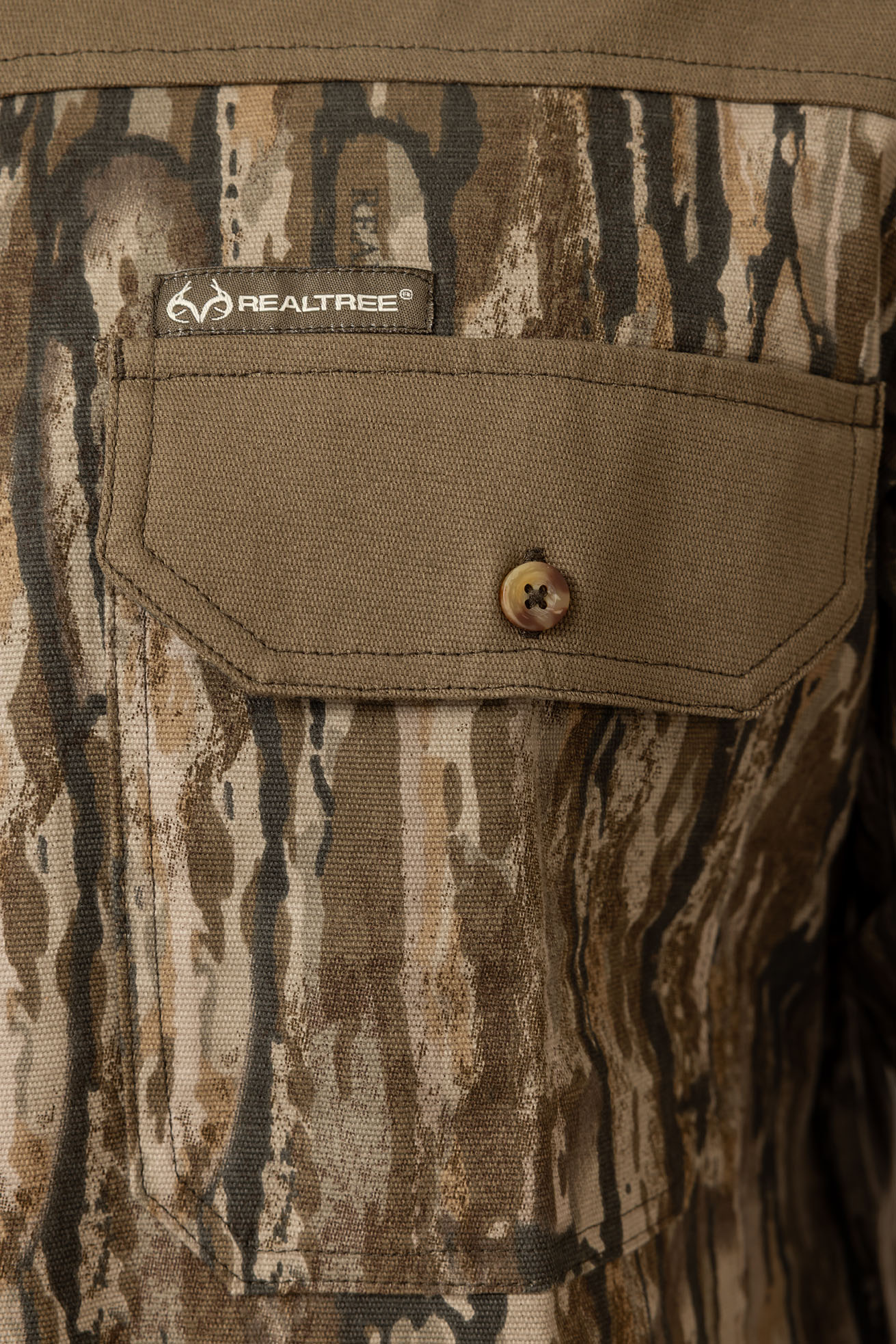 Realtree Milk River Button Down Camo Shirt