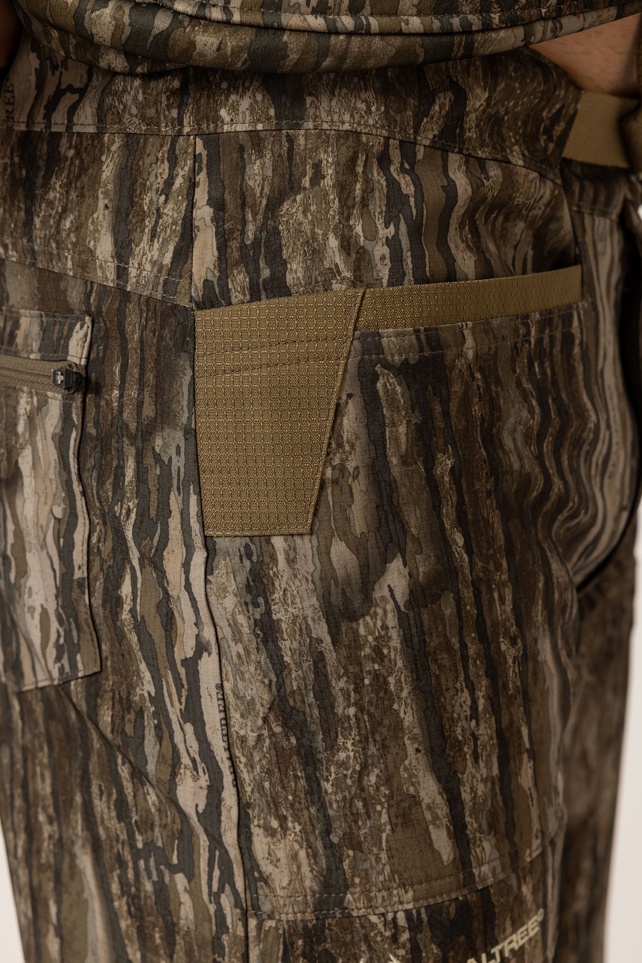 Realtree Stalker 5-Pocket Hunting Pants (Slim Cut)