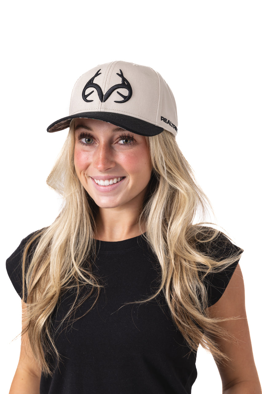 Realtree Center Stage Unisex Cream Realtree Antler Logo Hat - Realtree