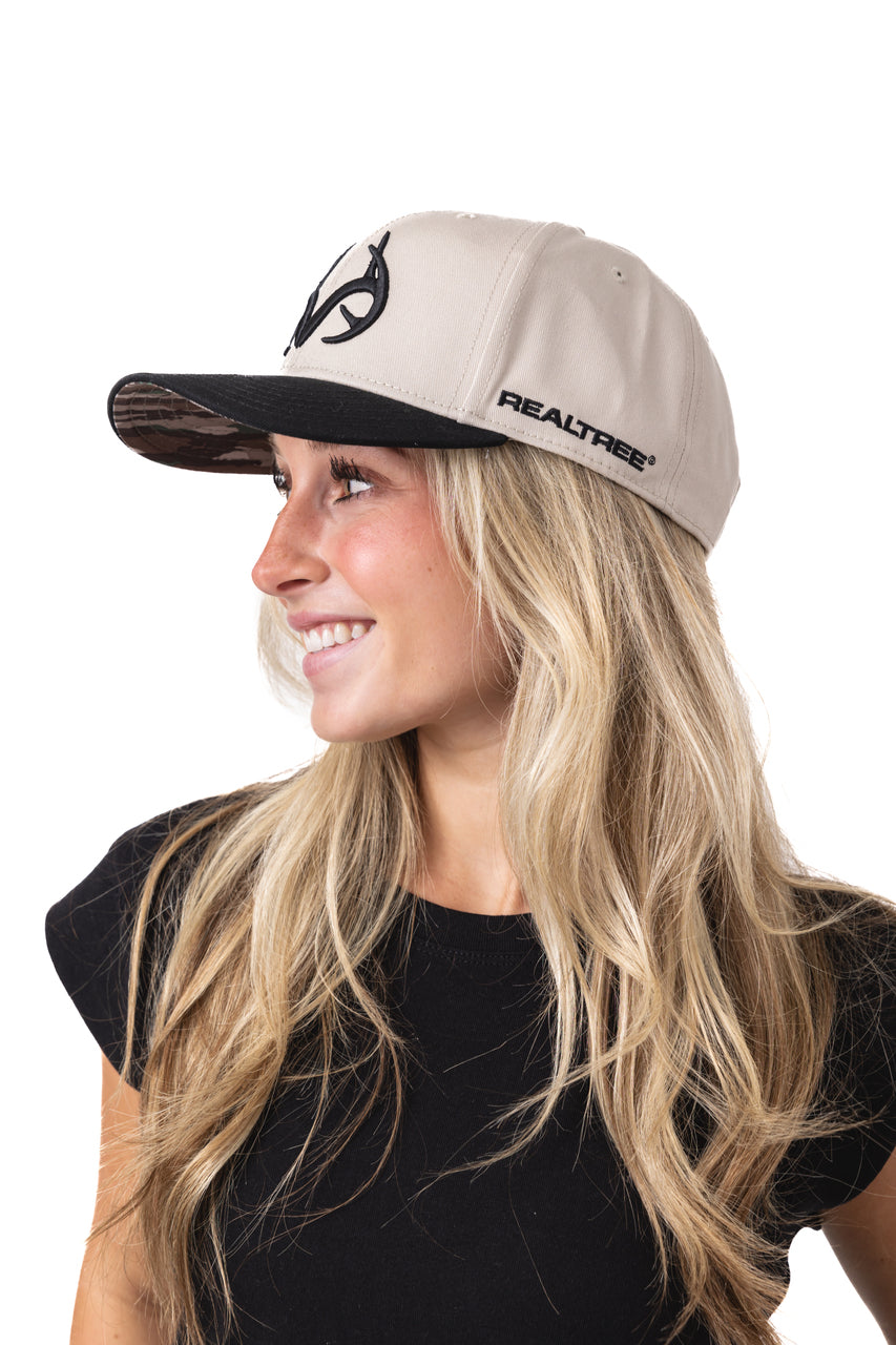 Realtree Center Stage Unisex Cream Realtree Antler Logo Hat - Realtree