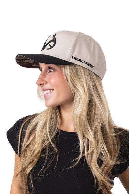 Realtree Center Stage Unisex Cream Realtree Antler Logo Hat - Realtree