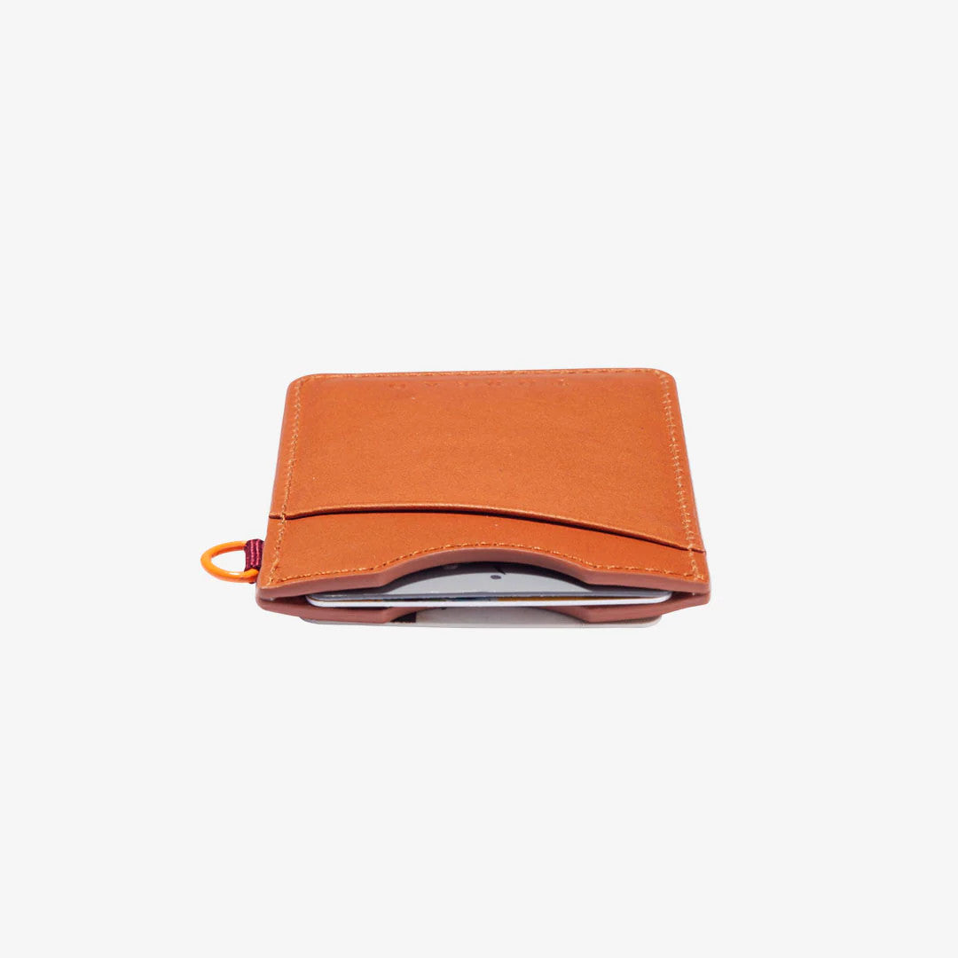 Realtree Thread Camo Vertical Wallet - Realtree EDGE