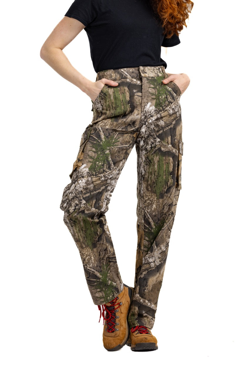 Realtree WoCargo 6 Pocket Hunting Pants - Realtree APX