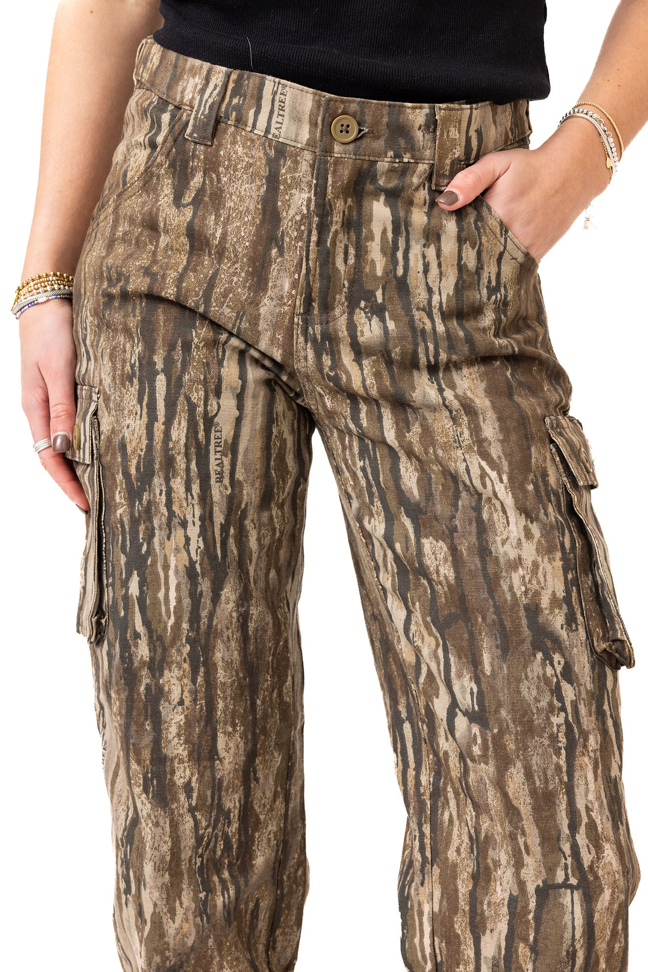 Realtree WoCargo 6 Pocket Hunting Pants