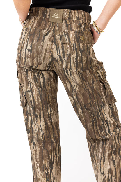 Realtree WoCargo 6 Pocket Hunting Pants