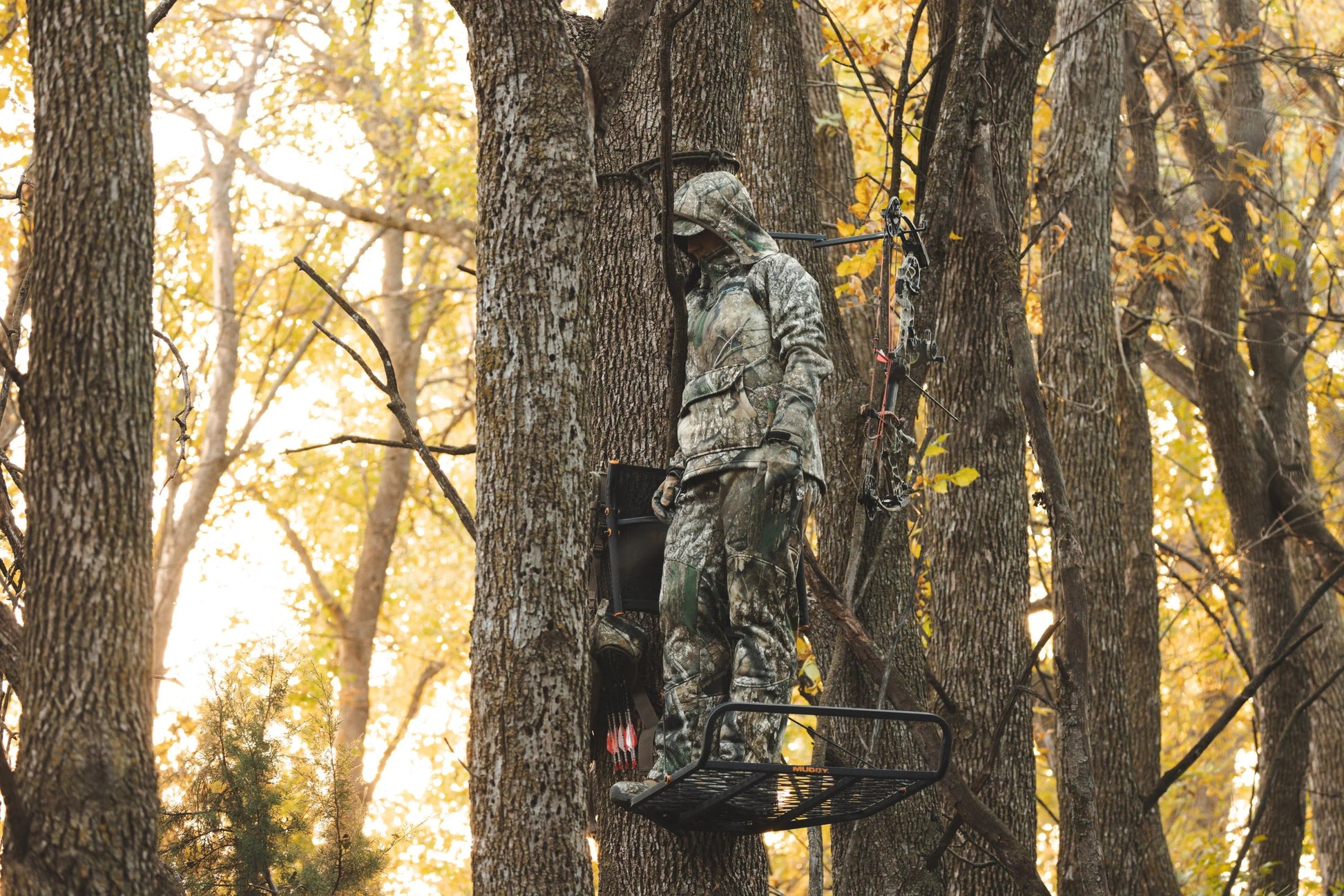 Realtree DSG Outerwear WoBreanna 2.0 Drop Seat Fleece Hunting Bib - Realtree APX