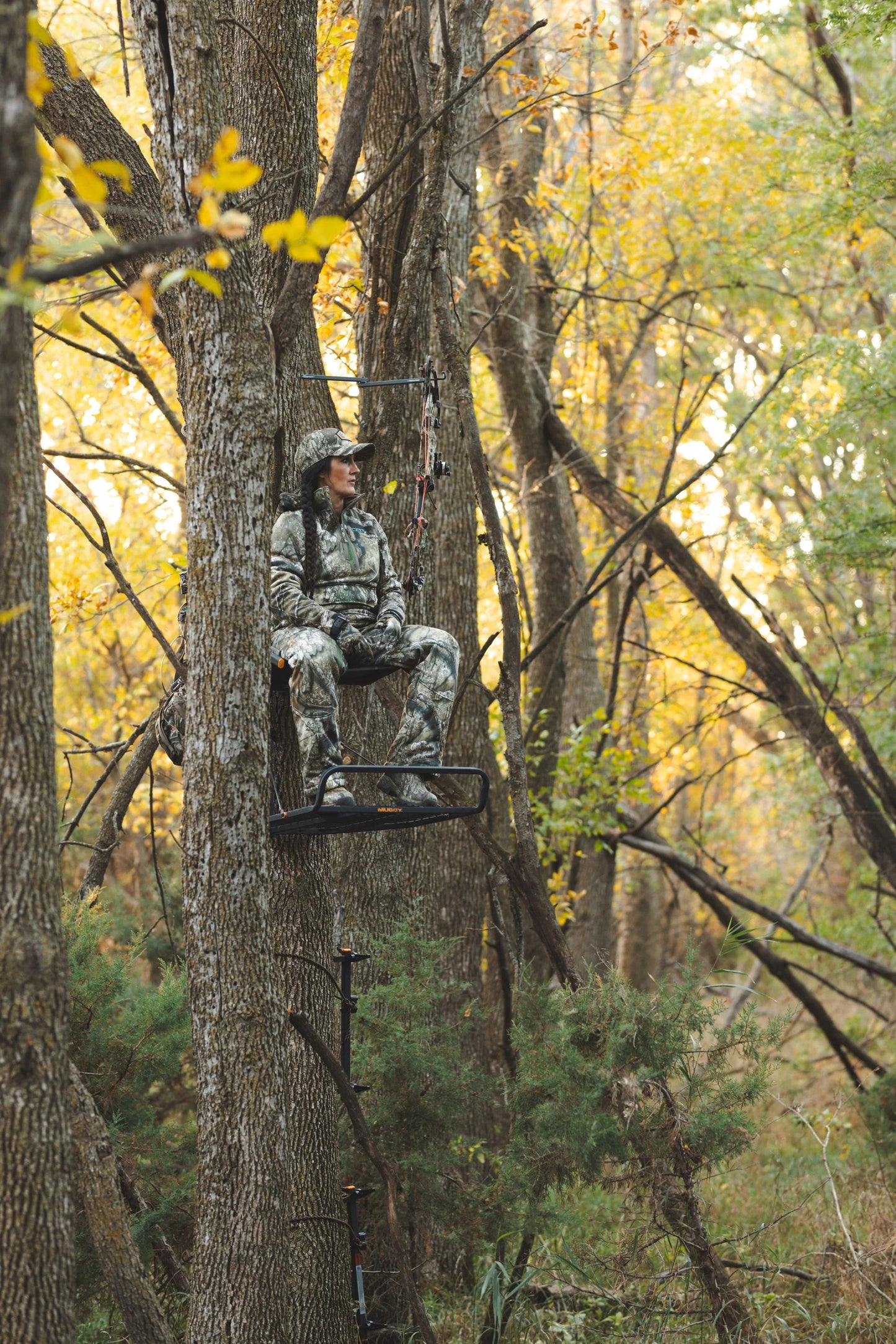 Realtree DSG Outerwear WoBreanna 2.0 Drop Seat Fleece Hunting Bib - Realtree APX