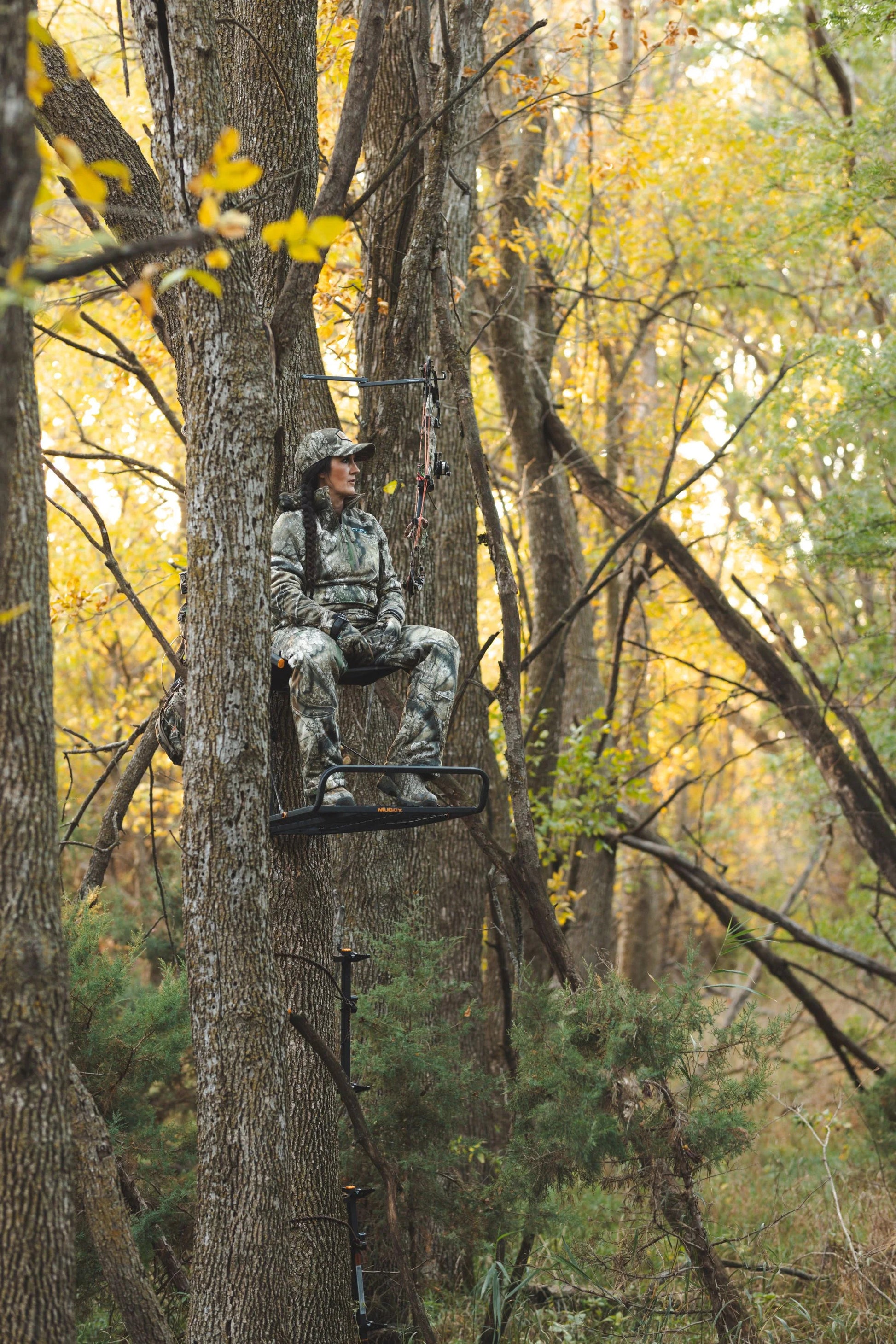 Realtree DSG Outerwear WoBreanna 2.0 Drop Seat Fleece Hunting Bib - Realtree APX