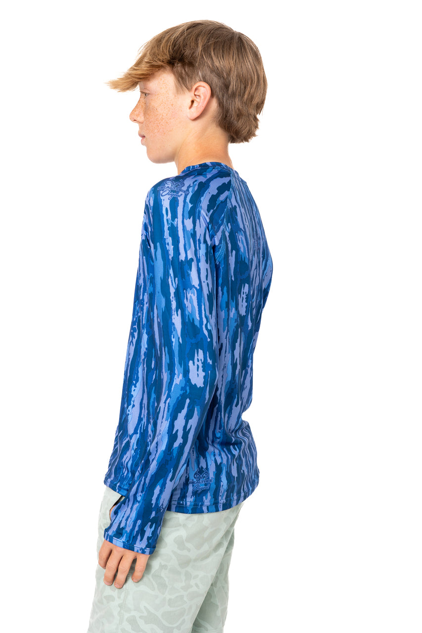 Realtree Realtree Fishing Kid's Blue Long Sleeve Crewneck Shirt - Realtree Original
