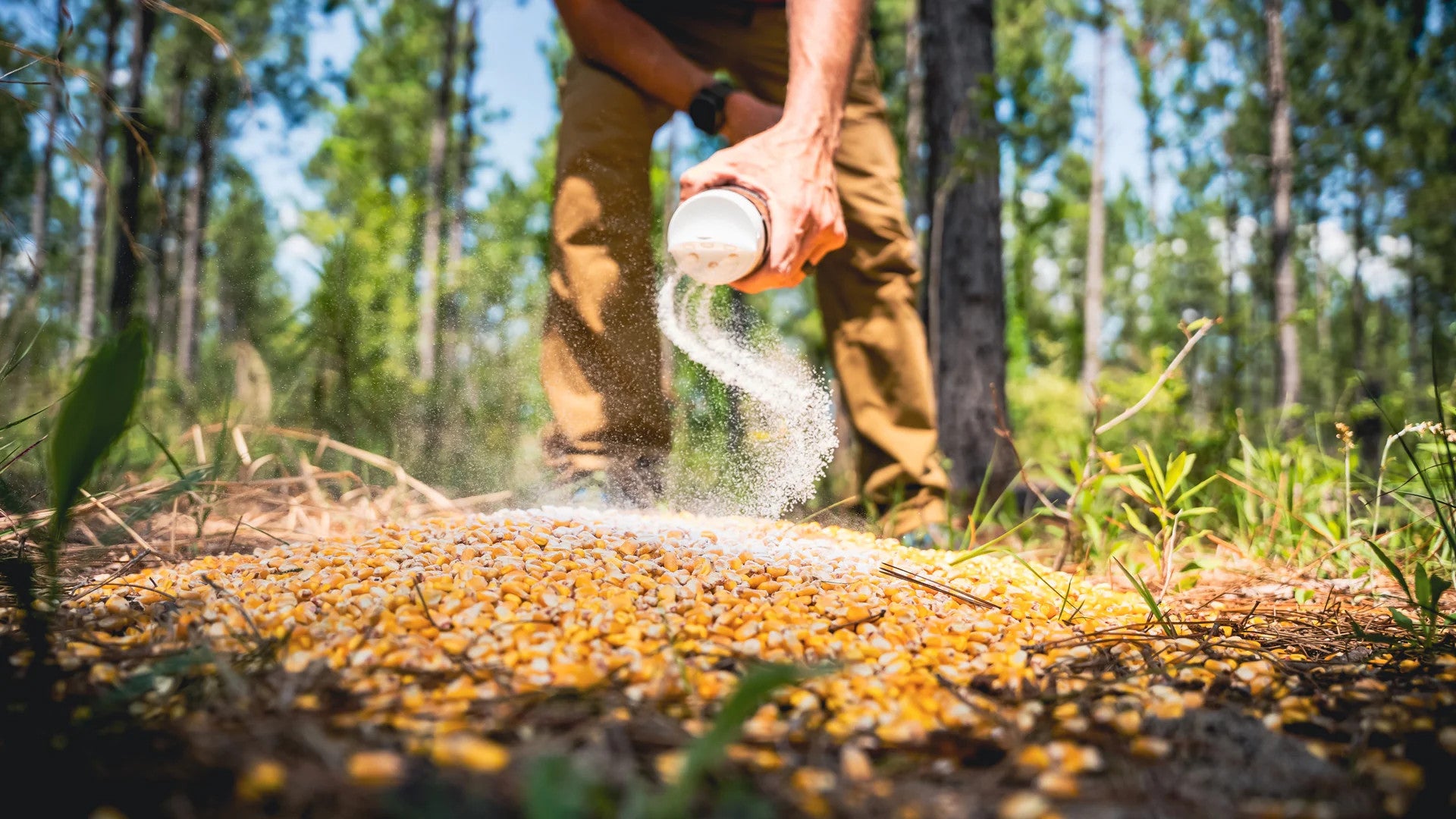 Realtree 4S Advanced Wildlife Solutions Corn Spike Flavor Additive