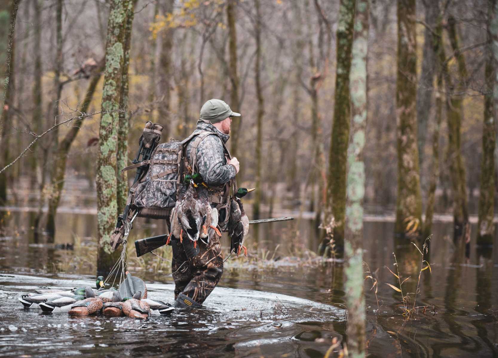 Realtree ALPS OutdoorZ Slip Ring Camo Game Tote - Realtree MAX-7