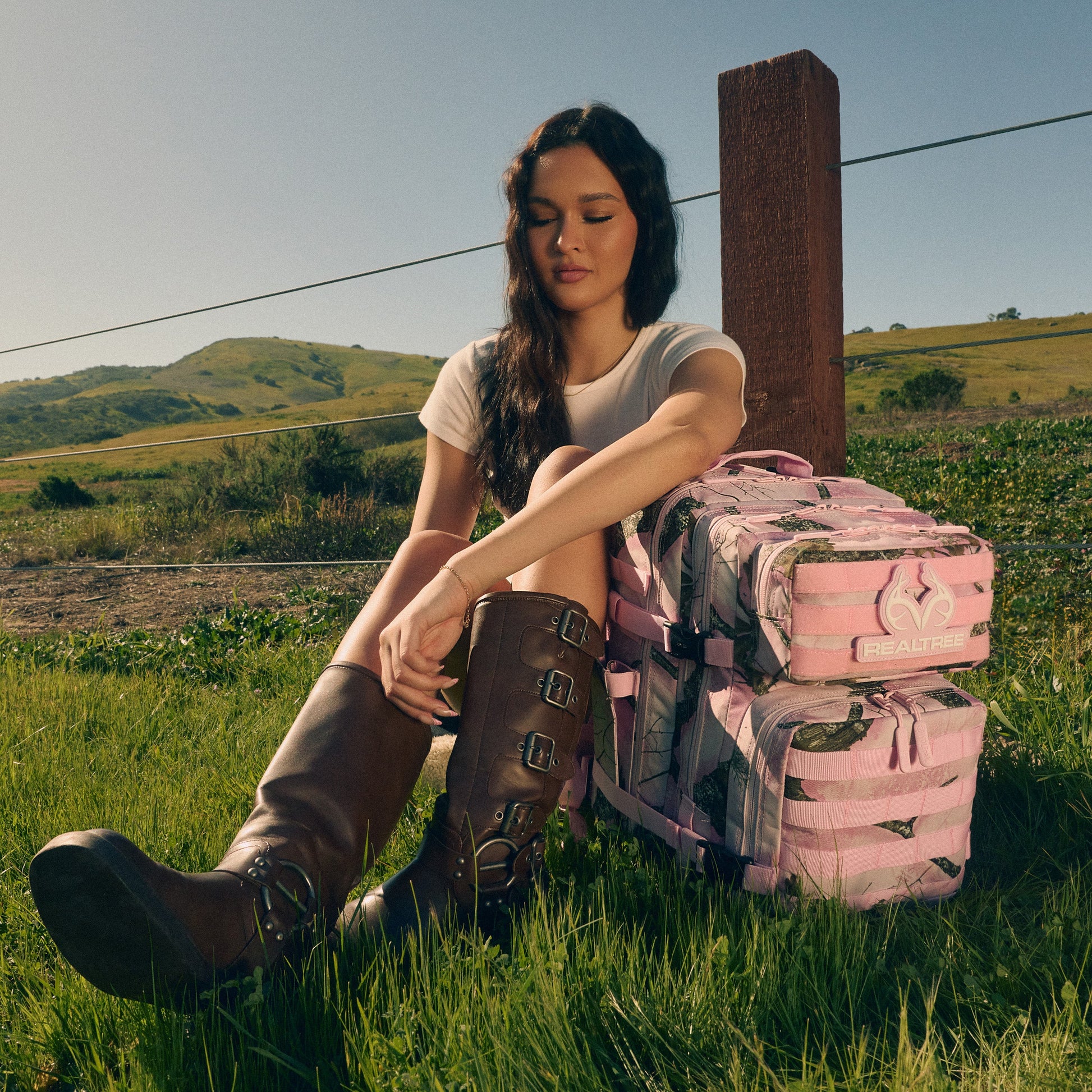Realtree WOLFpak 35L Meal Prep Management Pink Camo Backpack - Realtree APX Colors