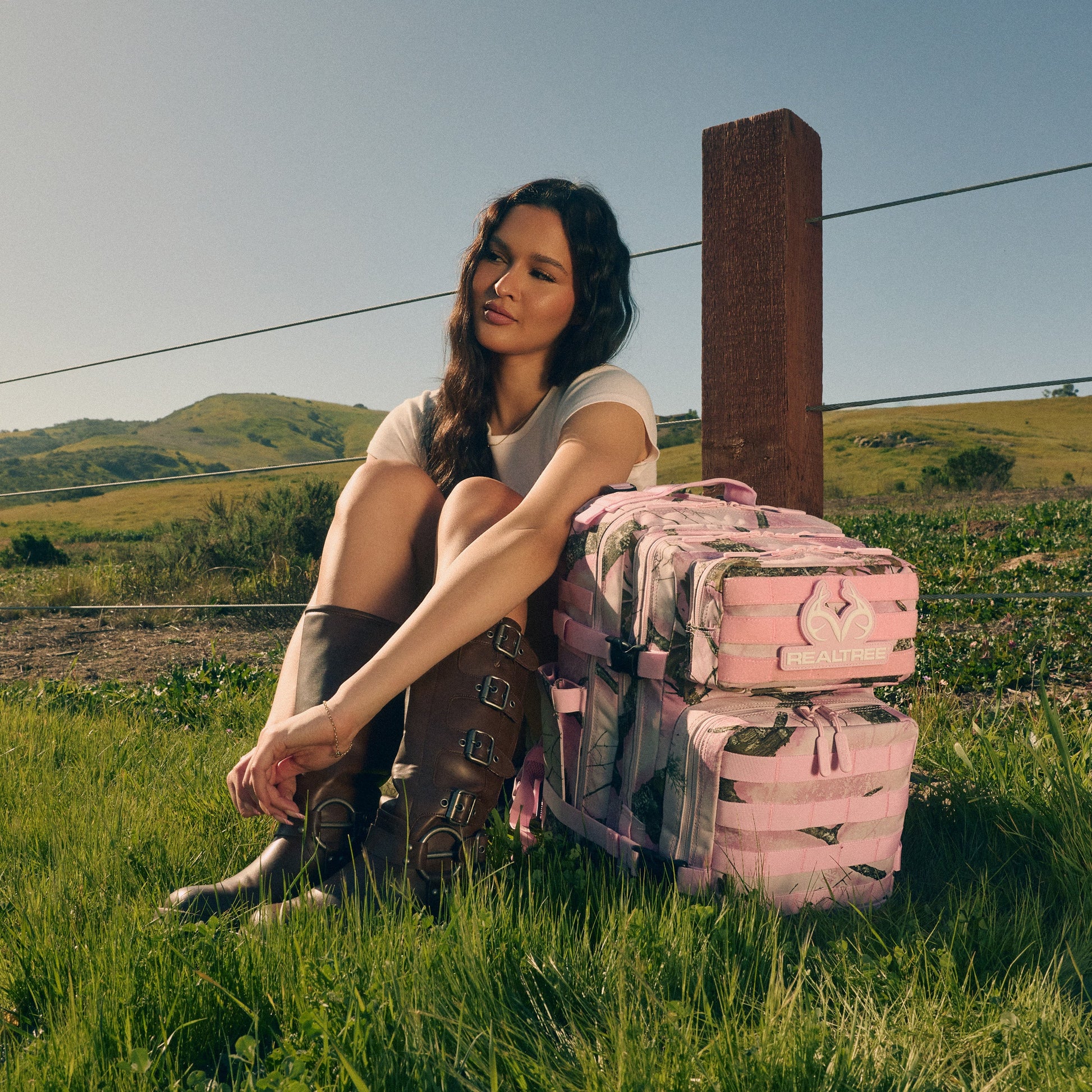 Realtree WOLFpak 35L Meal Prep Management Pink Camo Backpack - Realtree APX Colors