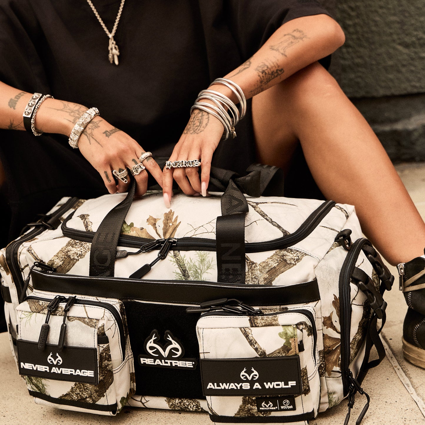 Realtree WOLFpak 30L Perfect Camo Duffle Bag - Realtree APX Snow
