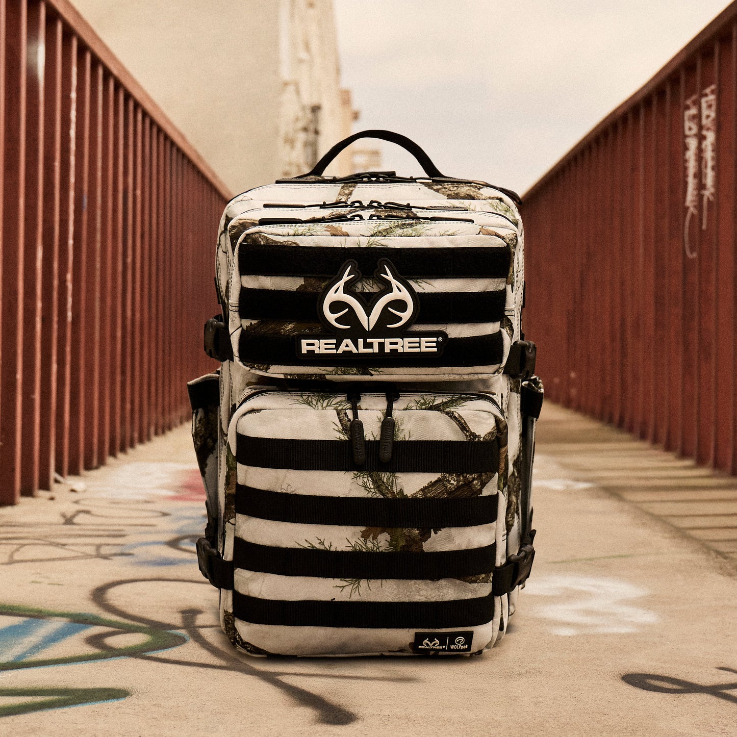 Realtree WOLFpak 35L Camo Backpack - Realtree APX Snow