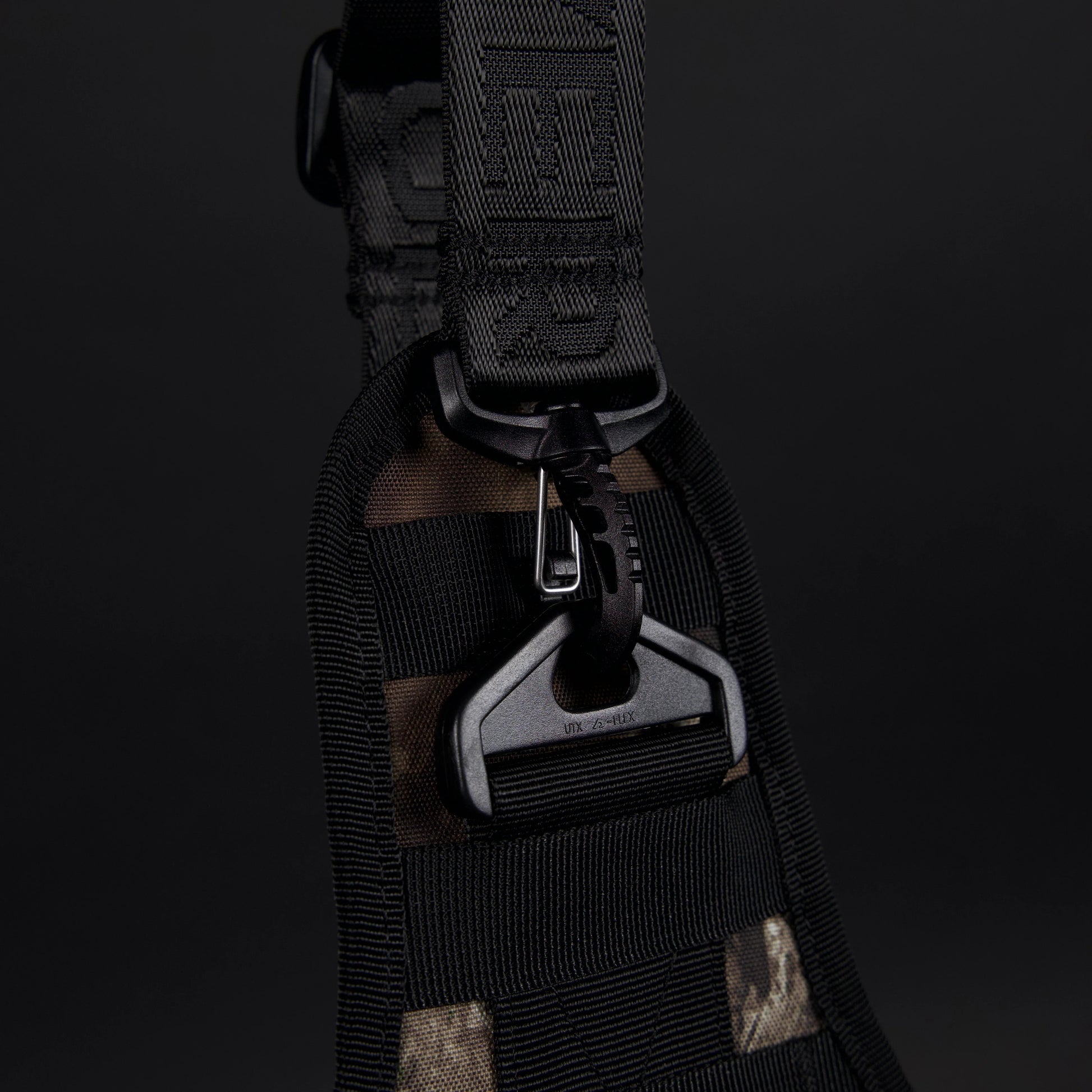 Realtree WOLFpak 9L Camo Tactical Sling Bag - Realtree APX