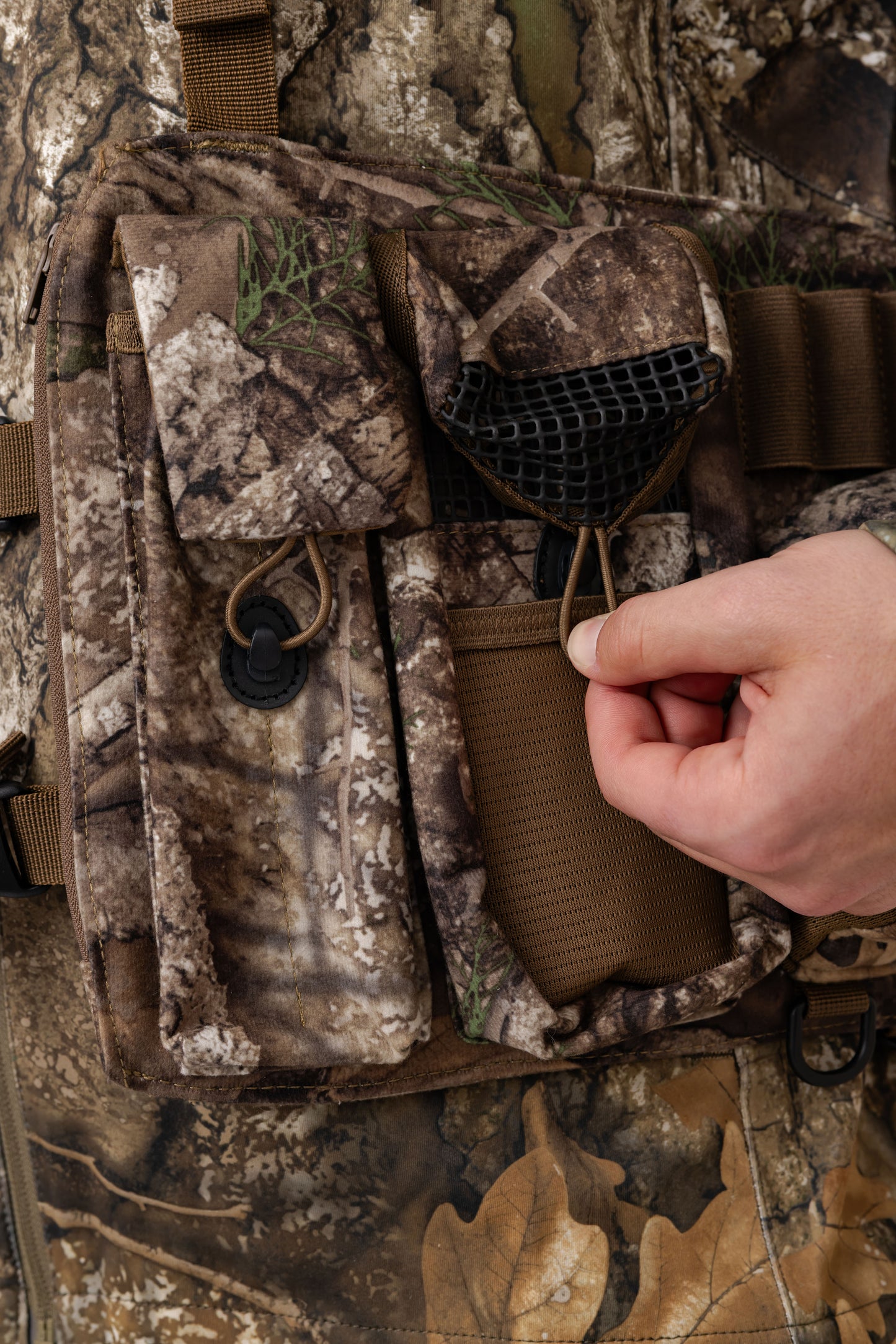 Realtree Spring Thunder Turkey Vest - Realtree APX
