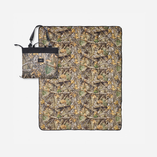 Realtree Slowtide Packable Camo Picnic Blanket - Realtree EDGE