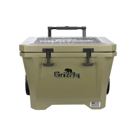 Realtree Grizzly Coolers 40 Qt Scout Rolling Cooler - Realtree Camo